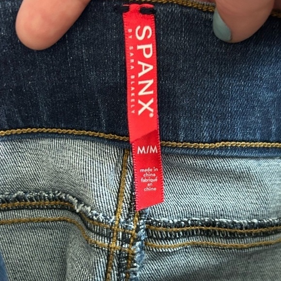 Spanx Distressed Blue Ankle Skinny Legging Jeans SIZE MEDIUM - Picture 6 of 7